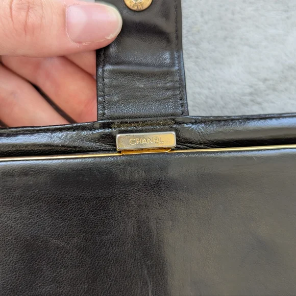 Vintage Chanel Black Leather Wallet - Picture 9 of 17